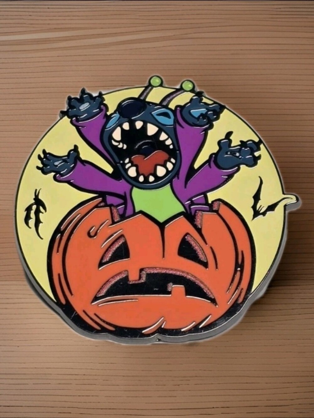 Stitch Halloween Disney Parks 2024 Glow-in-the-Dark Pin